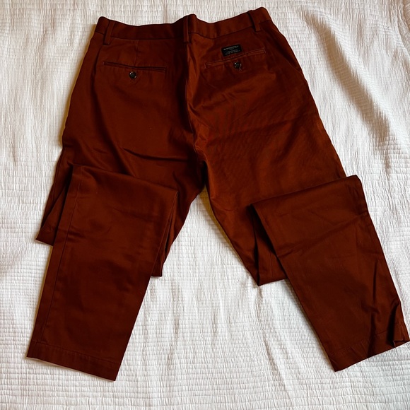 Banana Republic rust-colored athletic fit chinos - Picture 3 of 8